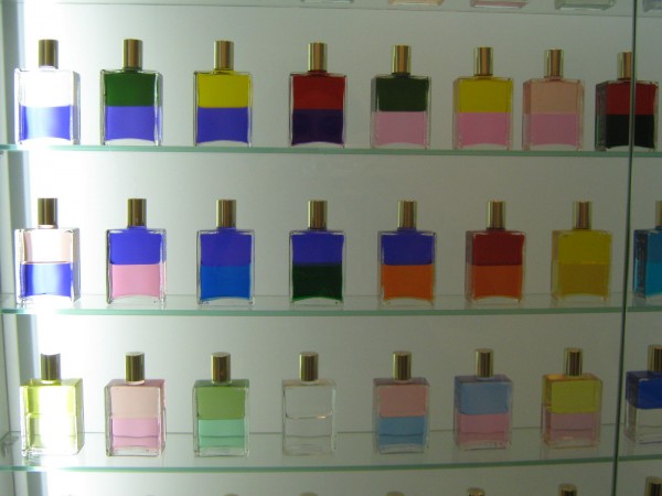 Двуцветные масла, которые используют для улучшения ауры © Алёна Груя