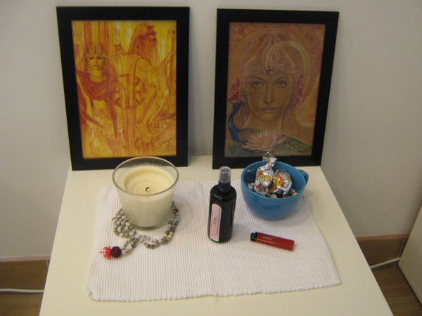 Картины для медитаций в кабинете Аура-сома © Алёна Груя