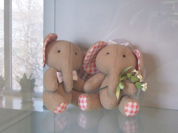 Игрушечные слоники на выставке © Алёна Груя