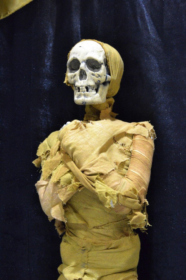 Скульптура в виде мумии в музее © Алёна Груя