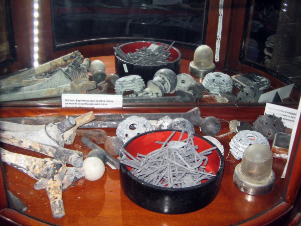 Экспонаты Музея смерти – предметы, которые остаются после кремации © Алёна Груя