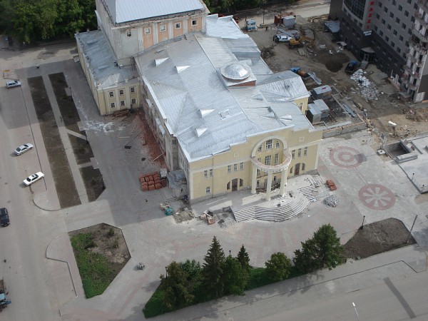 Реконструкция театра - вид сверху © Yello99, http://fotki.yandex.ru/users/yello99/view/19046/