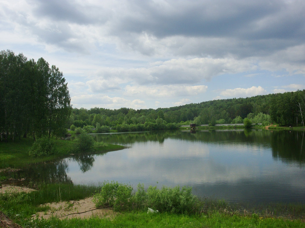 Серебряное озеро в Каинской заимке на реке Ельцовка