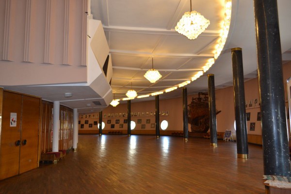 Холл на втором этаже театра Глобус © Наталья Поморцева